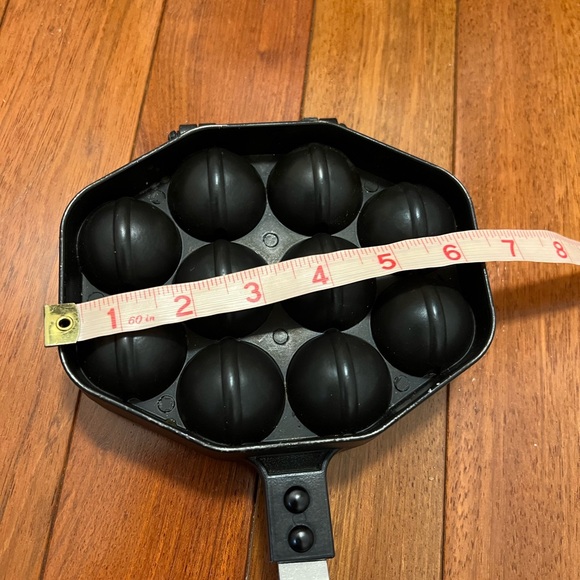 EZ Cooker Korea Traditional Cookie Maker Frame with 10 Slot Walnut Waffle Pan - Picture 12 of 16